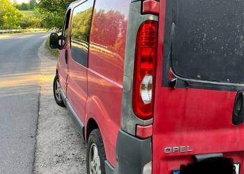 Vivaro 2008r stuka panewka 2.0 115km klima