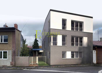 Duża działka budowlana 188m² w Skale z mediami