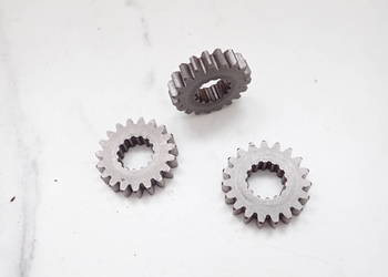 1 Szt. Tryb Zębatka Wału Korbowego Kosza Yamaha Yz 125 98-03r