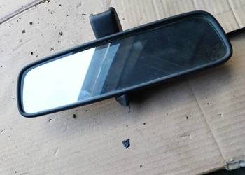 OPEL ZAFIRA A LUSTERKO ŚRODKOWE WEWNĘTRZNE