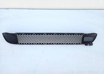 MERCEDES CLA W118 KRATKA ŚRODKOWA ZDERZAKA PRZÓD A1188851201