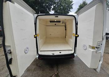 Ford transit Custom 2,0 dci Chłodnia Mega ładna 12V i 220V Carier 300