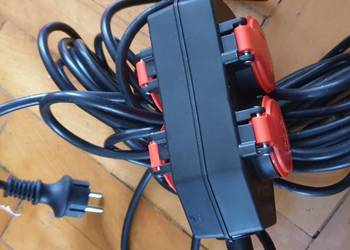 Przedłużacz 5 M IP44 (NFS042) Nowy.