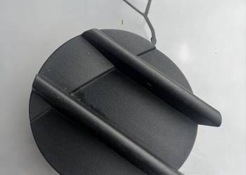 TOYOTA YARIS  ZAŚLEPKA HAKA ZDERZAKA 521270D520 TOYOTA YARIS  ZAŚLEPKA HAKA ZDERZAKA 521270D520