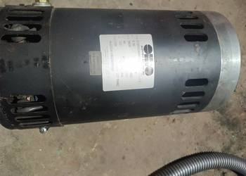 Silnik elektryczny z pompą hydrauliczna