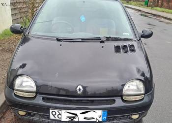 Renault Twingo maska,pokrywa silnika.