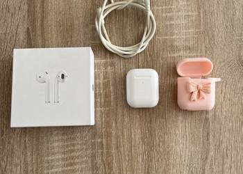 Słuchawki Apple AirPods 2 indukcyjne ładowanie sprawne pudełko różowe etui