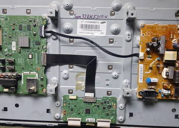 Samsung Ue32EH5300 zbita matryca