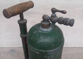 Francuska zabytkowa hydronetka gaśnica - lata 50-te XX wieku