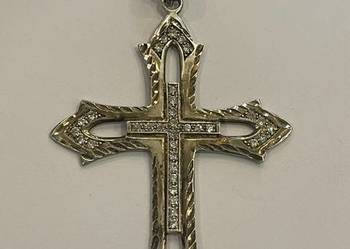 Srebrny krzyż 925 z cyrkoniami