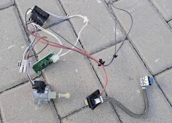 WIĄZKA LAMPY PRZÓD LEWA XENON BMW X1 E84