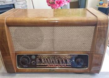 Luksusowe zabytkowe Radio Graetz Gross Super 156W flagowy model z 1951roku.