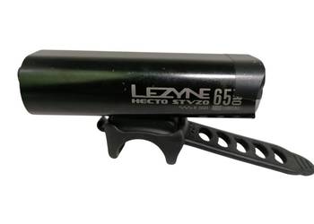 LAMPKA ROWEROWA LEZYNE 65 PRO HCTWO 210 LUMENOW