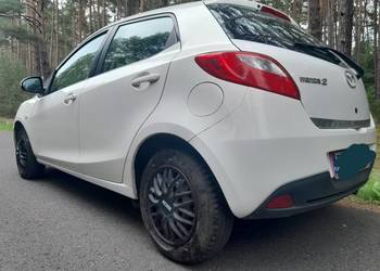 Mazda 2 1.3 benzyna 75km 2012r. Klima 5drzwi