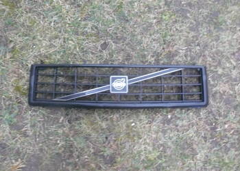 Grill atrapa chłodnicy Volvo 340 360