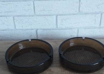 Duże popielnice z Niemiec