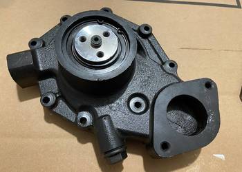 Pompa wody RE505980 John Deere Renault Pompa wody RE505980 John Deere Renault