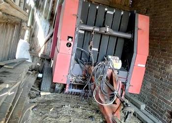 Prasa Massey Ferguson 822
