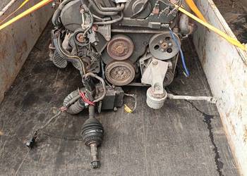 Sprzedam silnik opel Vectra 2.5v6 z osprzętem.