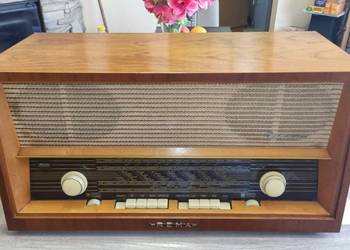 Zabytkowe radio lampowe REMA 2001 z lat 60-tych NRD.