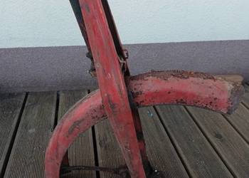 Komar sztywniak zawieszenie lagi