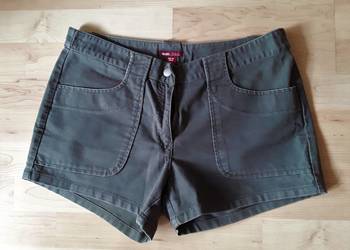 Shorty khaki H&M rozmiar 40 100% bawełna