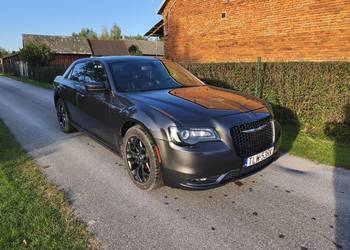Chrysler 300S