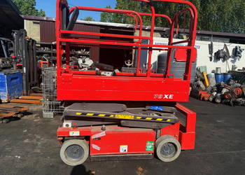 zwyżka podnośnik nożycowy MANITOU 78XE 24V 230kg 7.80m przebieg 133mtg