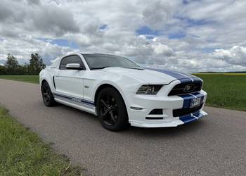 Ford mustang 5.0 gt 2014