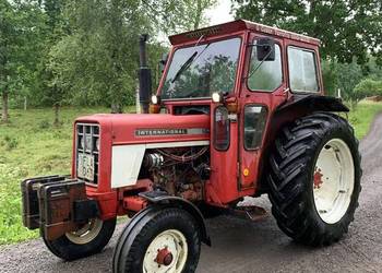 Traktor International 574
