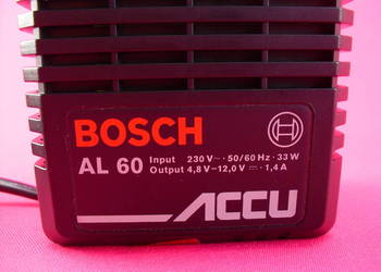 Ładowarka  BOSCH  AL 60  -  ACCU Ładowarka  BOSCH  AL 60  -  ACCU