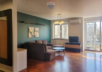 Przestronne 3-pokojowe z miejscem postojowym