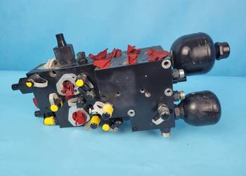 DEUTZ-FAHR 6130 TTV  ZAWÓR PRZEKŁADNI 0.020.1474.4/30