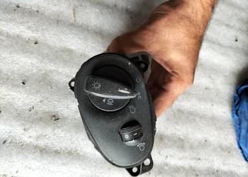 WŁĄCZNIK PRZEŁĄCZNIK ŚWIATEŁ FORD FOCUS MK1  98AG13A024CH