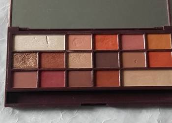 SŁONECZNA, CZEKOLADOWA PALETA CIENI DO POWIEK