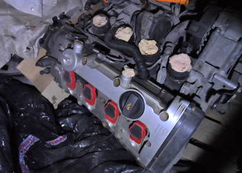 A4 B6  silnik    AWA     kpl   2.0 FSI