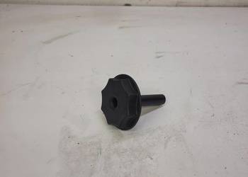ŚRUBA BAGAŻNIKA AUDI A4 B9 A5 8W 8W9863695A