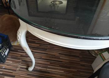 Stół w stylu ludwikowskim