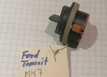 oprawka żarówki kierunkowskazu z lampy przód Ford Transit MK7