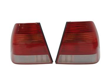 LAMPA TYŁ KOMPLET  VW Volkswagen Bora I (1999-2005)