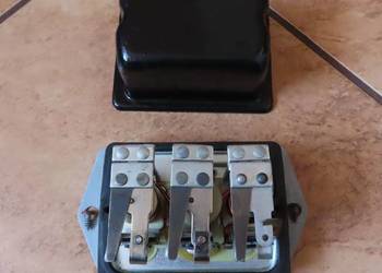 Fiat 126p oryginalny regulator napięcia Marelli Bakony Fiat 126p oryginalny regulator napięcia Marelli Bakony
