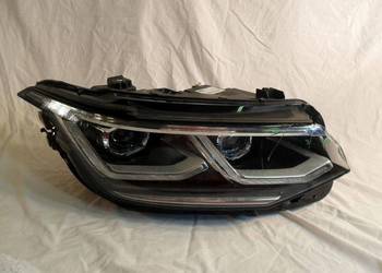 Reflektor Przód strona prawa Volkswagen Tiguan B01720018