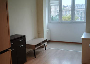 3 pokojowe w centrum z oddzielną kuchnią.