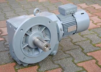 Motoreduktor kątowy 1.1kw. 7,5obr./min. z hamulcem. SEW. KF86DT90L-6BMG