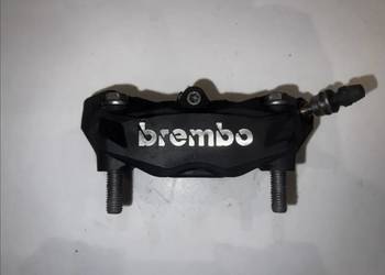 zacisk hamulcowy przód prawy BMW F900R 2021r K83