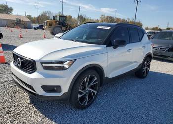 2019 VOLVO XC40 T5 R-DESIGN