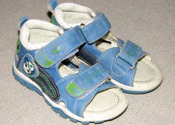 Action Boy C.C.C. świetne sandałki 21