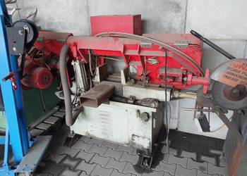 Piła taśmowa do cięcia metalu