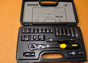 Zestaw kluczy nasadowych 3/8" STANLEY 23 szt.  1-87-929