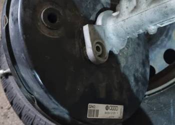 Serwo Hamulcowe z pompą 8D0612105F